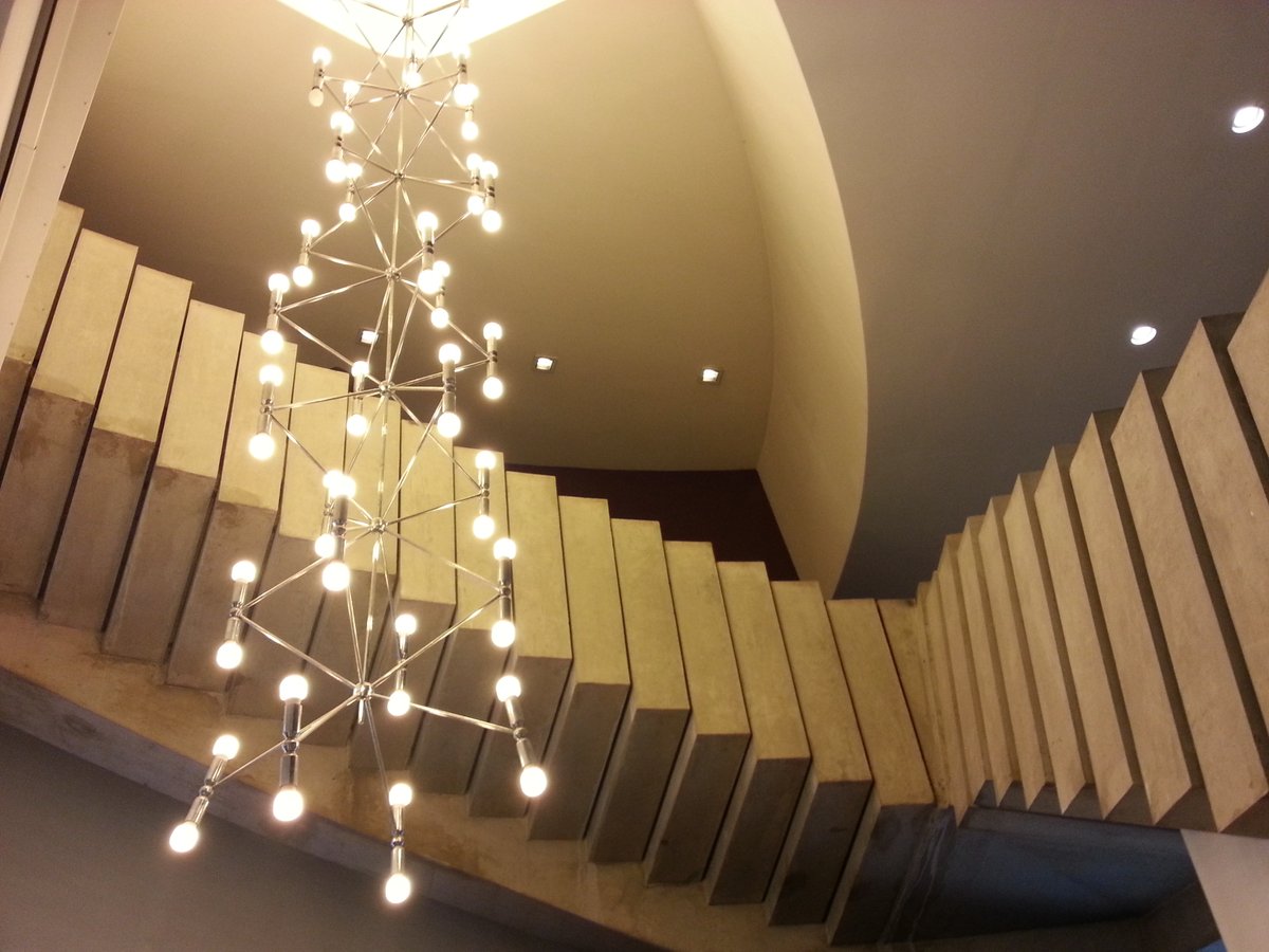 Une rampe d'escalier Une rampe d'escalier