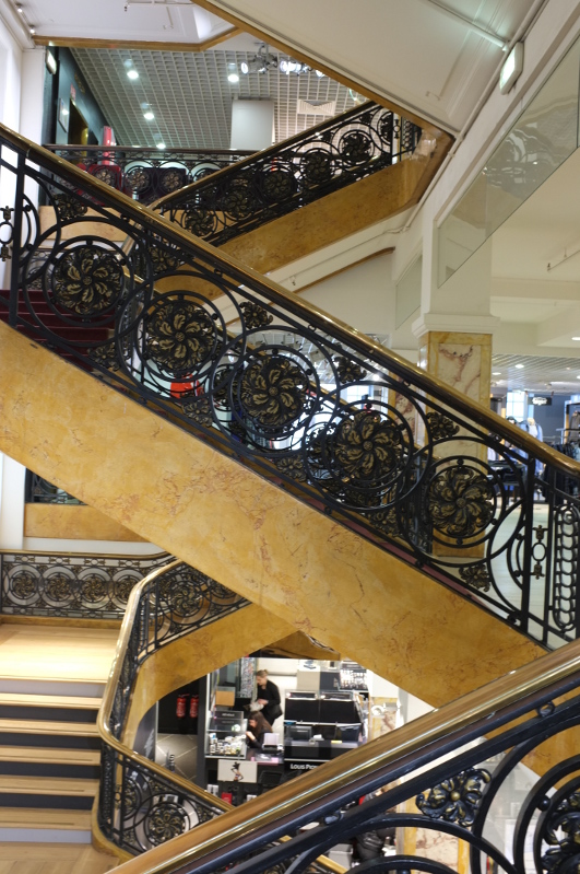 L'escalier des Galeries Lafayette